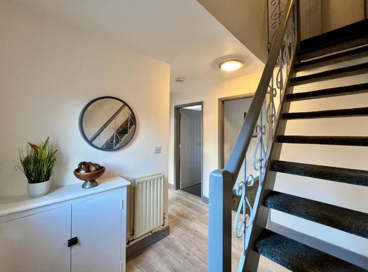 Curzon House One - Great For Contractors Or Family Holidays คลีทอร์ปส์ ภายนอก รูปภาพ