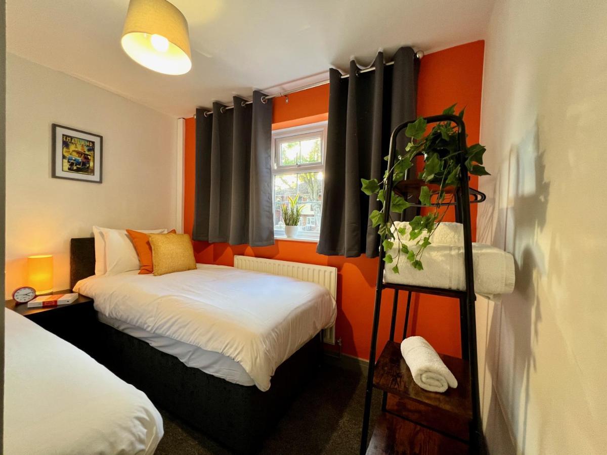 Curzon House One - Great For Contractors Or Family Holidays คลีทอร์ปส์ ภายนอก รูปภาพ