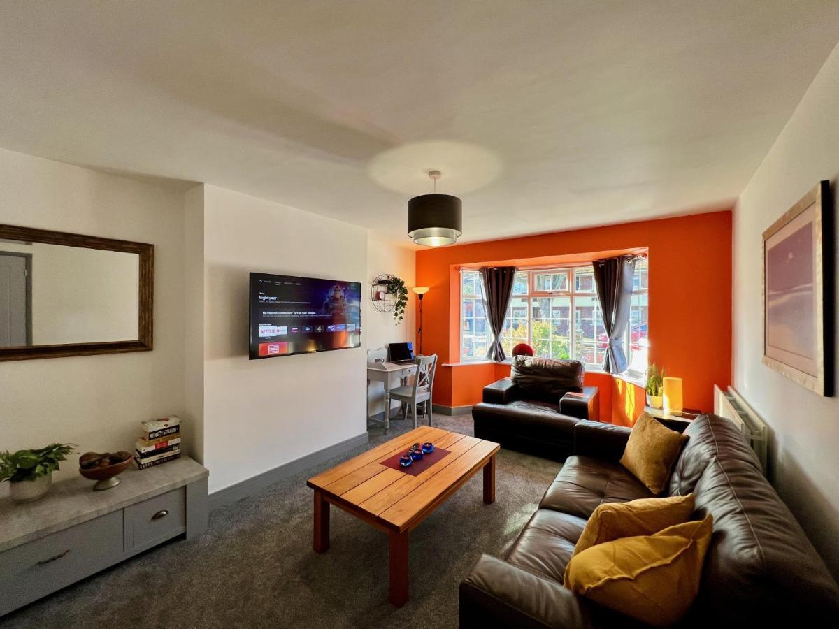 Curzon House One - Great For Contractors Or Family Holidays คลีทอร์ปส์ ภายนอก รูปภาพ