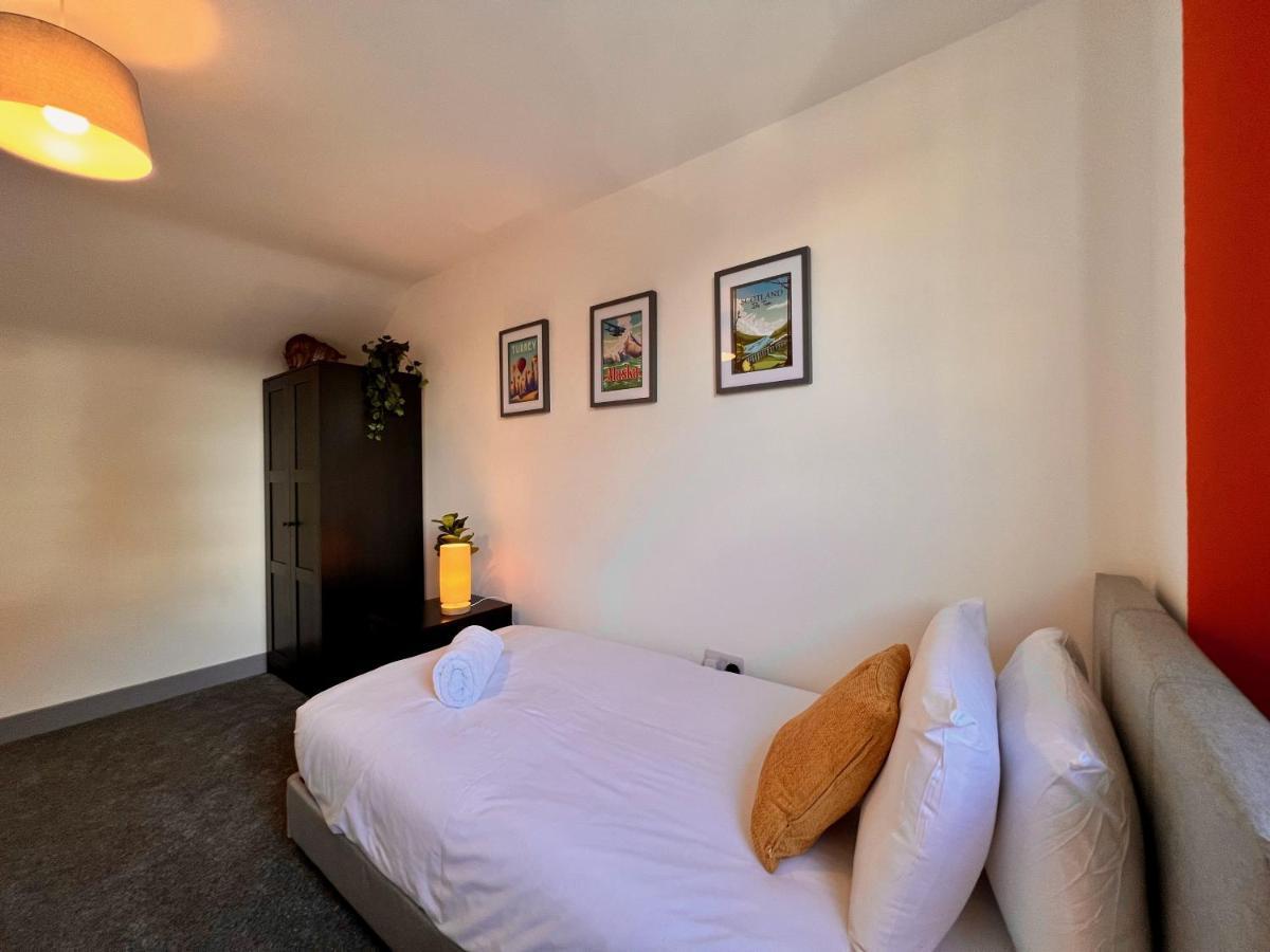 Curzon House One - Great For Contractors Or Family Holidays คลีทอร์ปส์ ภายนอก รูปภาพ