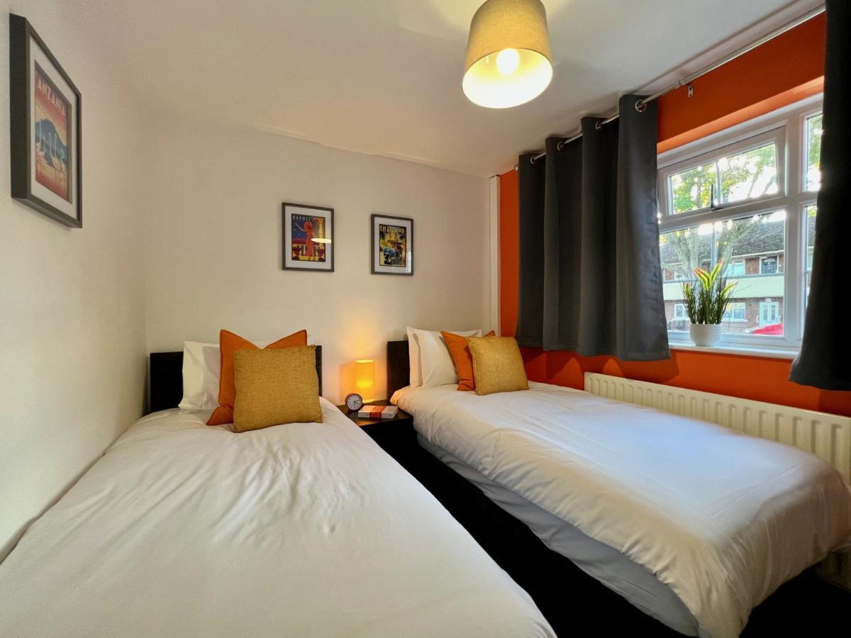 Curzon House One - Great For Contractors Or Family Holidays คลีทอร์ปส์ ภายนอก รูปภาพ