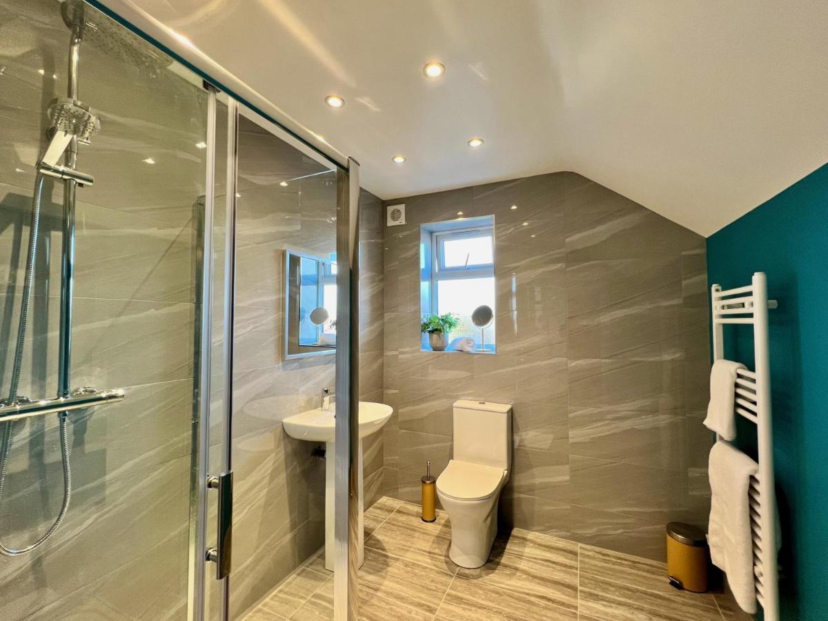 Curzon House One - Great For Contractors Or Family Holidays คลีทอร์ปส์ ภายนอก รูปภาพ